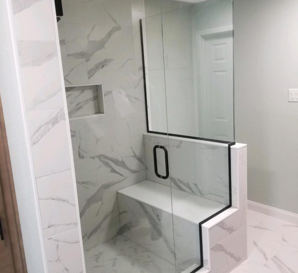 Shower - Frameless Door-Double Notched-Return on Half-wall